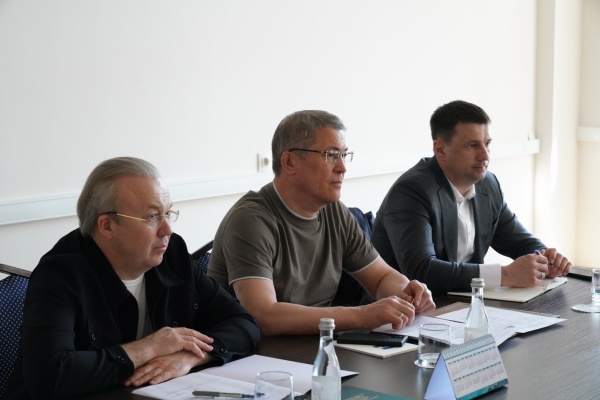  24.04.23 Визит Радия Хабирова на стройку Уфимского хосписа