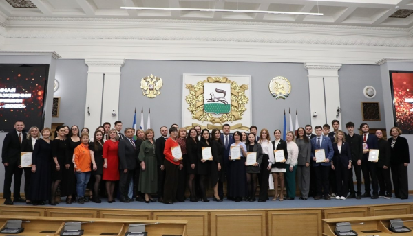 Команда Уфимского хосписа взяла награду на премии «Волонтер года – 2025». Команда Уфимского хосписа взяла награду на премии «Волонтер года – 2025».